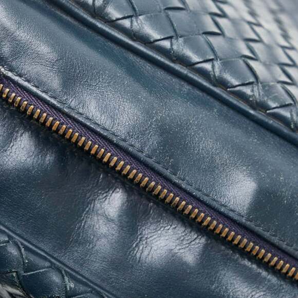 BOTTEGA VENETA Blue Leather Intrecciato Shoulder Bag - Picture 8 of 13